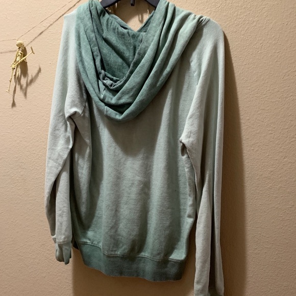 Sweatshirt - Picture 2 of 2